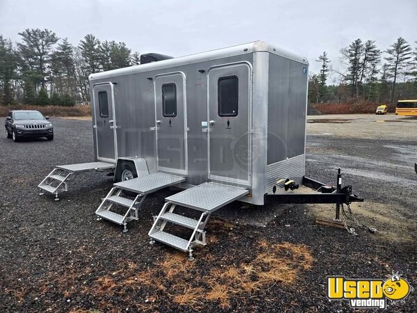 2023 Century 3 Restroom / Bathroom Trailer Massachusetts for Sale