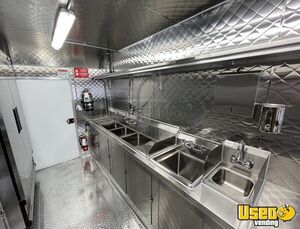 2023 Enclosed Trailer 18' Kitchen Food Trailer Cabinets Washington for Sale