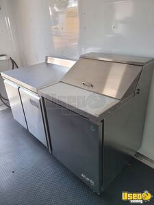 2023 Expedition Kitchen Food Trailer Fryer Texas for Sale