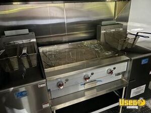 2023 Premium 16ft Custom Food Trailer Kitchen Food Trailer Diamond Plated Aluminum Flooring Florida for Sale