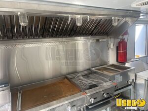 2024 Kitchen Trailer Kitchen Food Trailer Diamond Plated Aluminum Flooring California for Sale