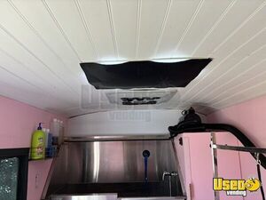 2024 Pet Grooming Trailer Pet Care / Veterinary Truck Additional 3 Texas for Sale