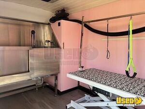 2024 Pet Grooming Trailer Pet Care / Veterinary Truck Fresh Water Tank Texas for Sale