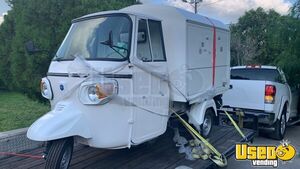 3 Wheeler Mobile Beverage Truck Coffee & Beverage Truck 10 Texas for Sale