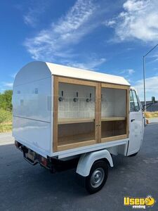 3 Wheeler Mobile Beverage Truck Coffee & Beverage Truck Additional 3 Texas for Sale