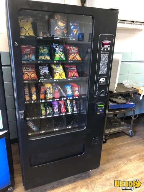 3129 Usi Snack Machine North Carolina for Sale