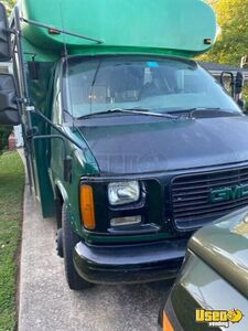 2000 24' GMC Savana 3500 Diesel Food Truck with New & Unused 2022 Kitchen for Sale in Georgia!