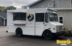 Fully-Loaded 2003 Workhorse P42 Diesel 20' Step Van Kitchen Food Truck for Sale in New York!