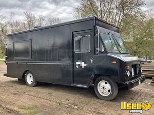 Used Food Trucks For Sale In Wisconsin Buy Mobile Kitchens