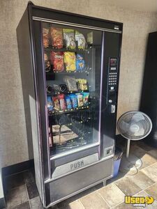 Automatic Products Snack Machine 3 California for Sale