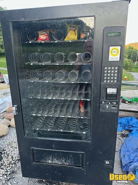 Automatic Products Snack Machine Kentucky for Sale