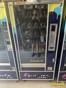 Automatic Products Snack Machine Texas for Sale