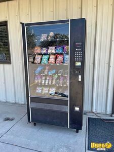 Automatic Products Snack Machine Texas for Sale