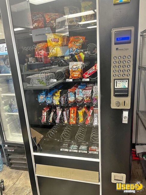 Automatic Products Snack Machine Texas for Sale