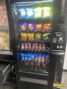 Automatic Products Snack Machine Texas for Sale