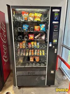 Automatic Products Snack Machine Texas for Sale