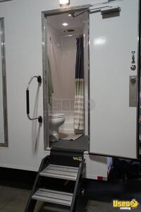 Bathroom Trailer Restroom / Bathroom Trailer Interior Lighting Tennessee for Sale