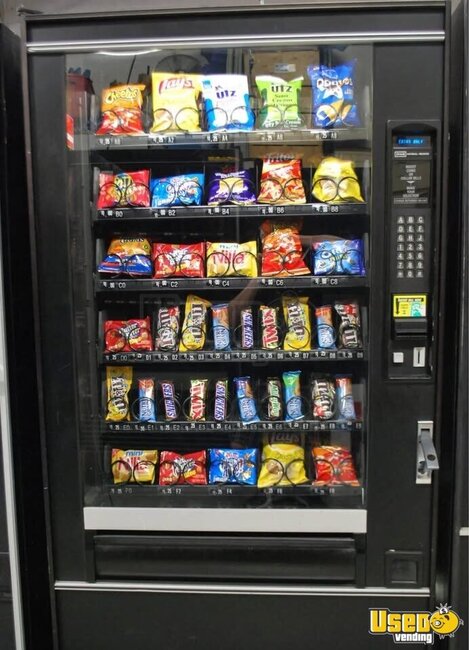 Crane National Snack Machine Arkansas for Sale