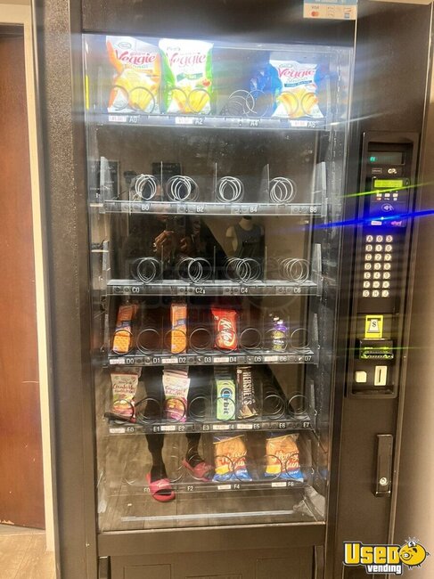 Crane National Snack Machine Texas for Sale