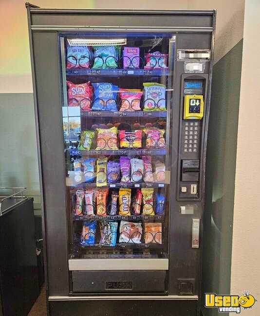 Crane National Snack Machine Texas for Sale