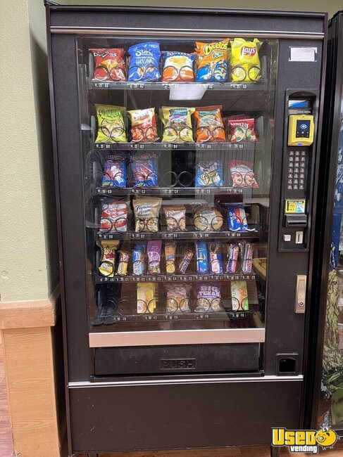 Crane National Snack Machine Washington for Sale