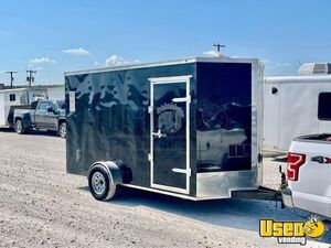 Dog Grooming Trailer Pet Care / Veterinary Truck Air Conditioning Texas for Sale