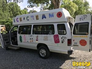 2009 Ford E-350 Ice Cream Truck | Used Dessert Truck for Sale in North Carolina!