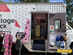 Advantage Trailers - Mobile Clothing Retail Store 