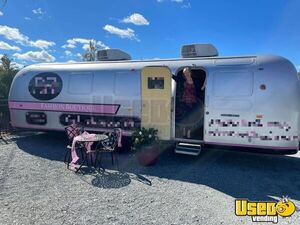 Buy & Sell New & Used Trailers High End Mobile Boutique at