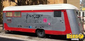 Watch us turn a cargo trailer into a mobile boutique! #boutique #shops