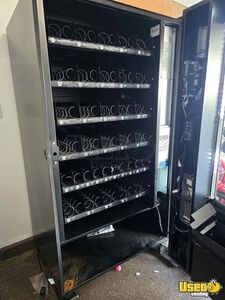 Seaga Snack Machine 2 California for Sale