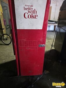 Vendo Soda Machine 2 Oklahoma for Sale