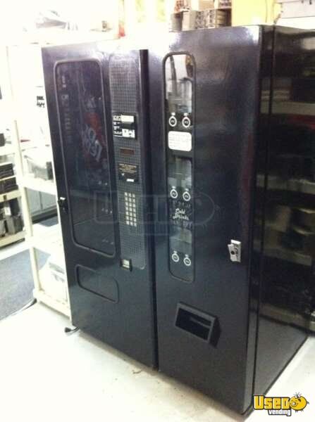 1999 Usi Model 3038 Soda Vending Machines Texas for Sale