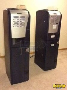 2010 Saeco 200 Sg Soda Vending Machines Minnesota for Sale