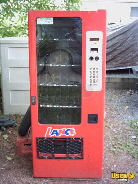 The Ultimate 23 Select Snack Machine