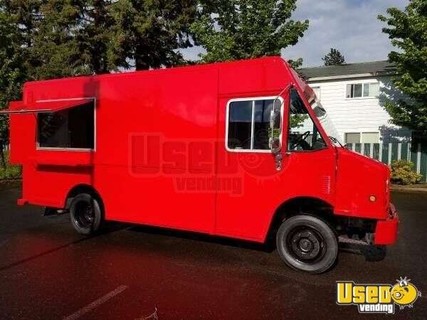 Freightliner Used Food Truck Mobile Kitchen For Sale In