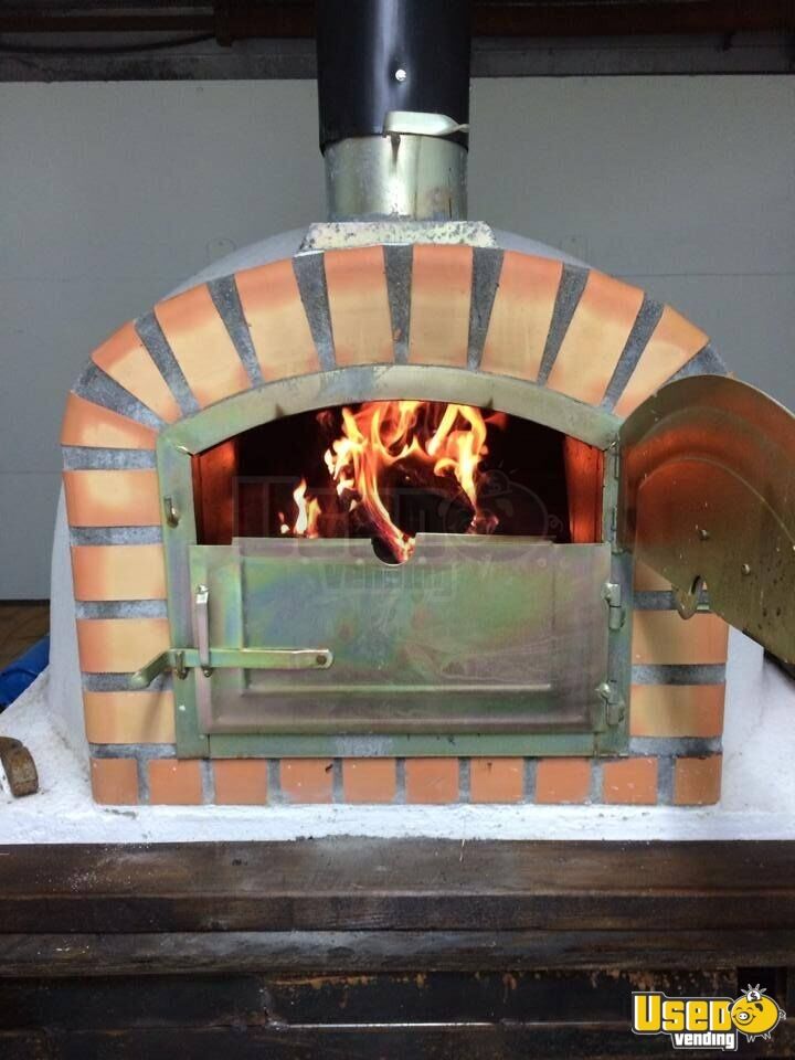Wood Fired Brick Oven Pizza Pizza Truck Business for 